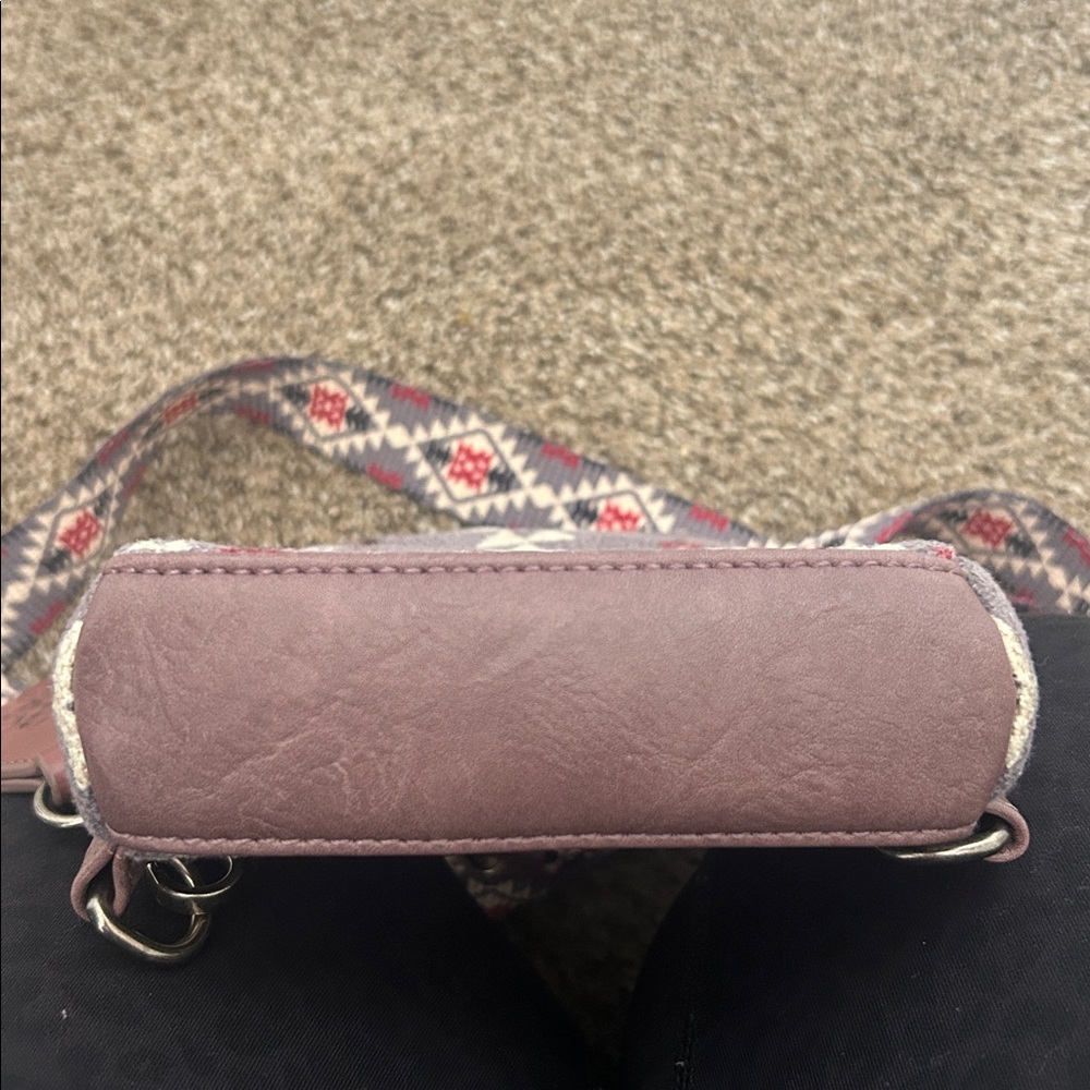 Wrangler Geometric Patterned Small Crossbody - Picture 7 of 7